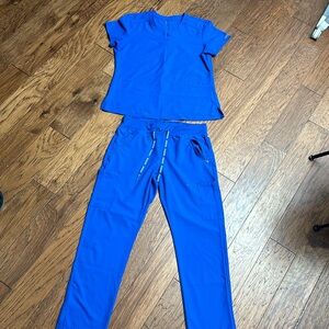 L Med Couture Insight Royal Blue Scrubs